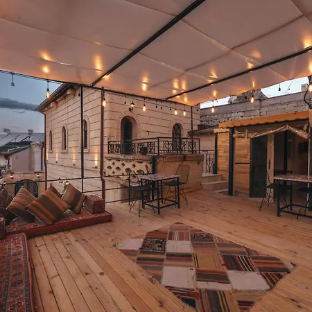 Sierra Cave Cappadocia גורמה